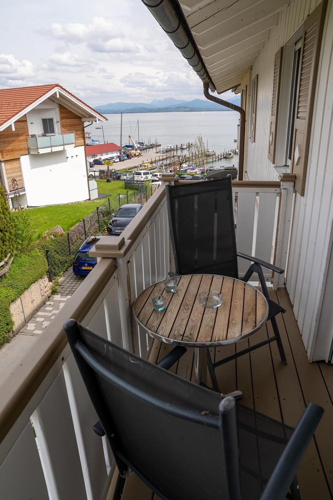 Chiemseestern Vacation & Recreation "Adults Only" Gstadt am Chiemsee Habitación foto